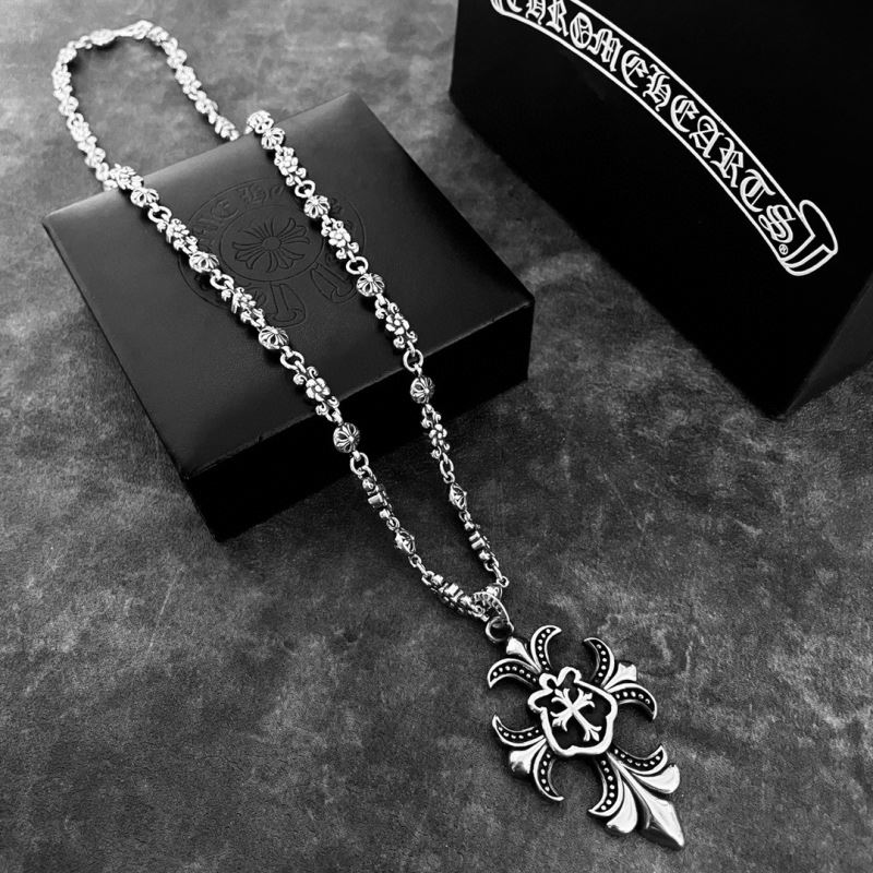 Ch**me He**ts necklaces